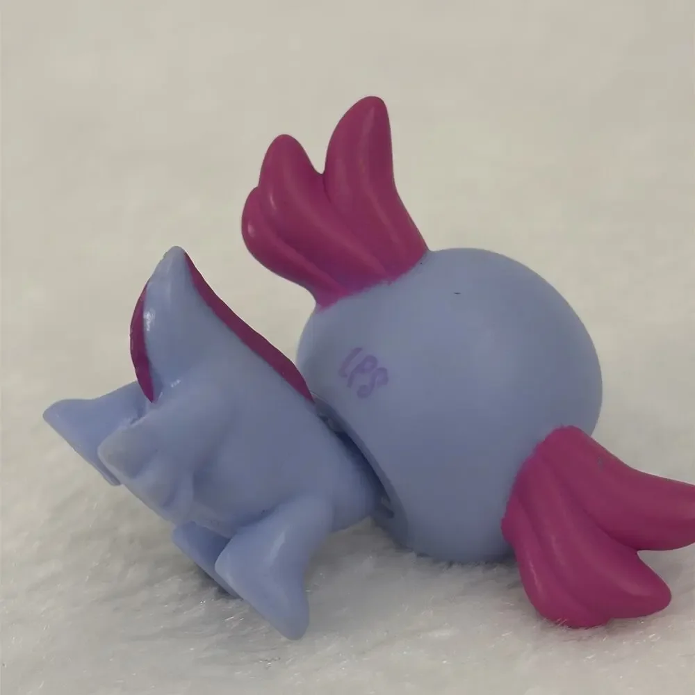 Littlest Pet Shop Clear Portable Globe, Axolotl #80, Gecko #11, Jan Bunnyton LPS